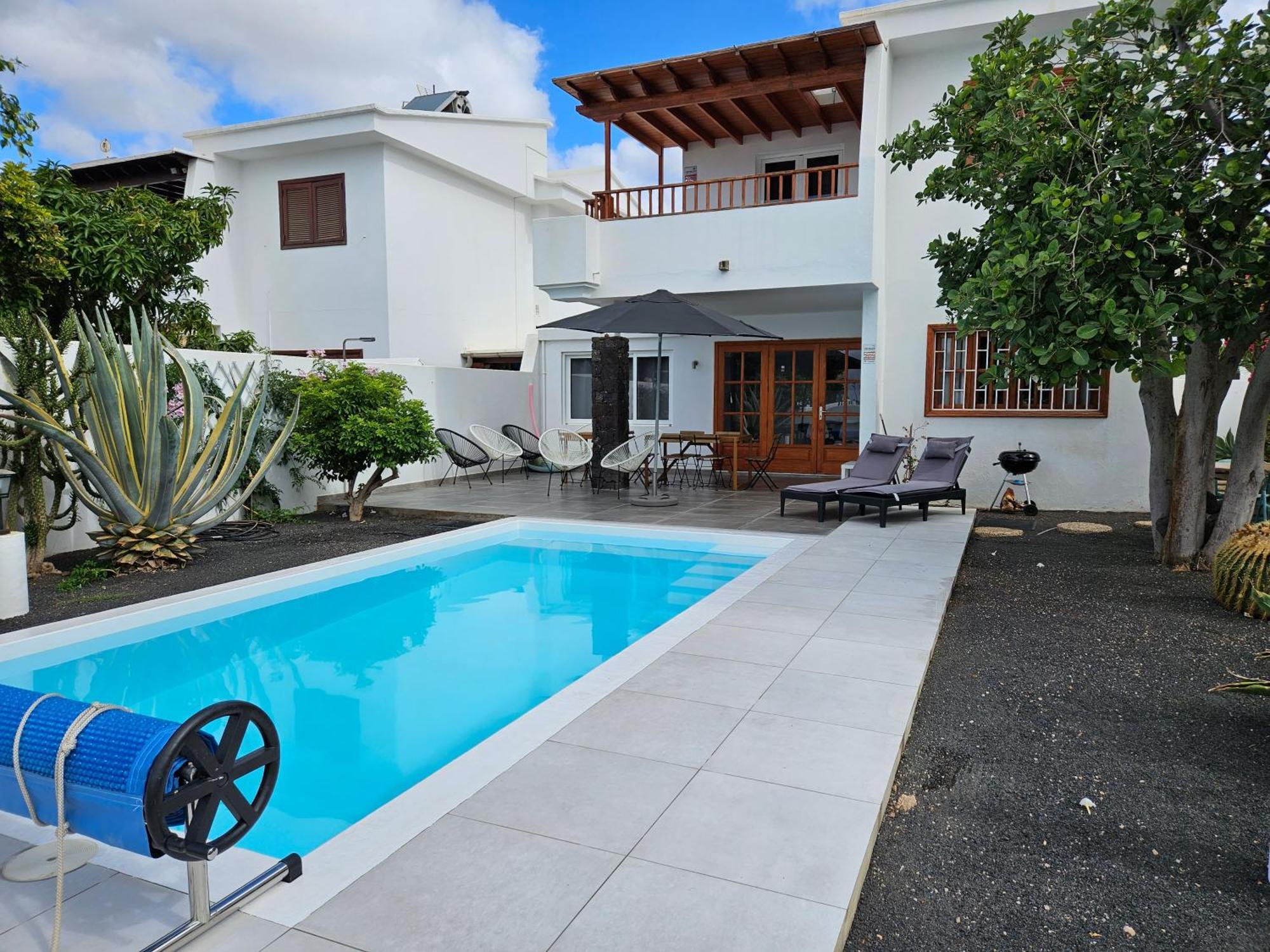 Villa Anna With Heated Pool Пуерто дел Кармен Екстериор снимка