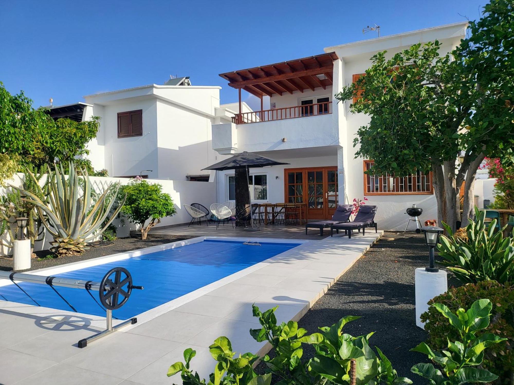 Villa Anna With Heated Pool Пуерто дел Кармен Екстериор снимка